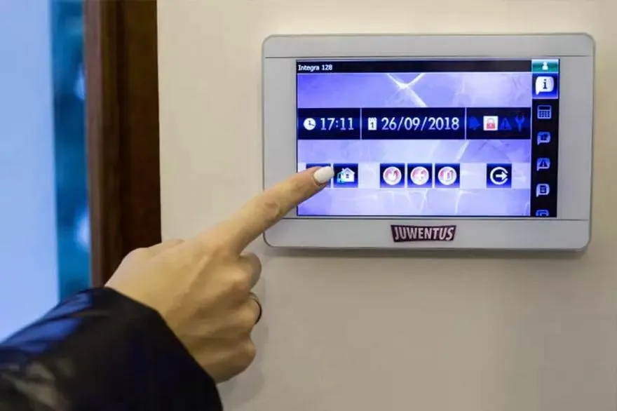 Jak skutecznie zbudować własny system alarmowy krok po kroku