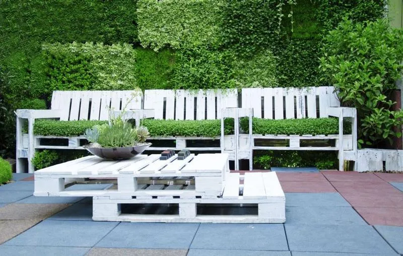 Odkryj najlepszą farbę do malowania palet – praktyczny przewodnik dla każdego majsterkowicza