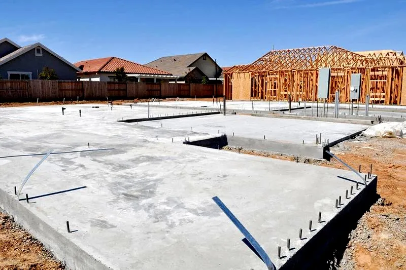 Optymalny wybór klasy ekspozycji betonu do fundamentów budowli
