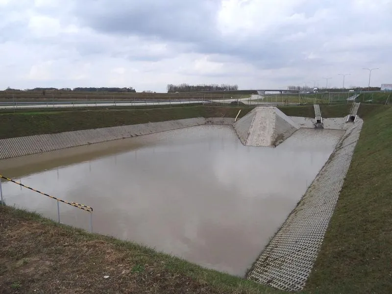 Budowa zbiorników retencyjnych